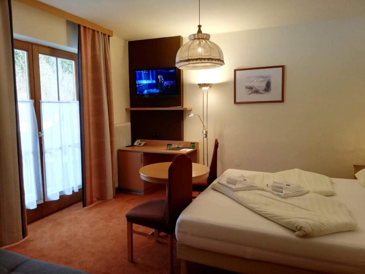Hubertushof Hotel Trattenbach  Екстериор снимка